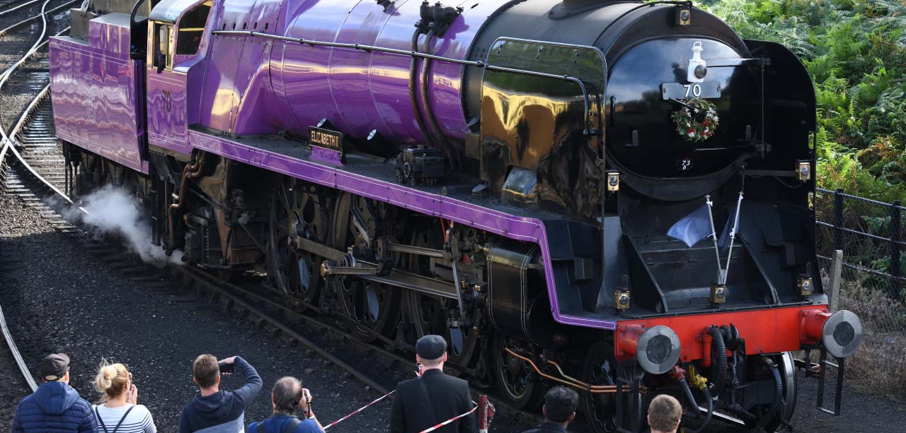 英国の蒸気機関車はなぜ、エレガントに着飾るのか | あぶそる〜とロンドン